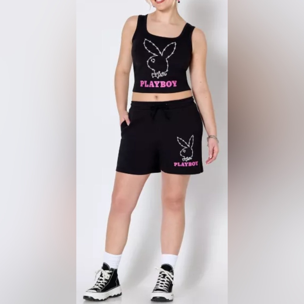 PLAYBOY Women's Black and Pink Shorts- Size XL NWT - Picture 2 of 2